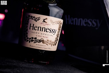23.11.19_LomonosovBar Hennessy BE VERY SPECIAL_0008.jpg